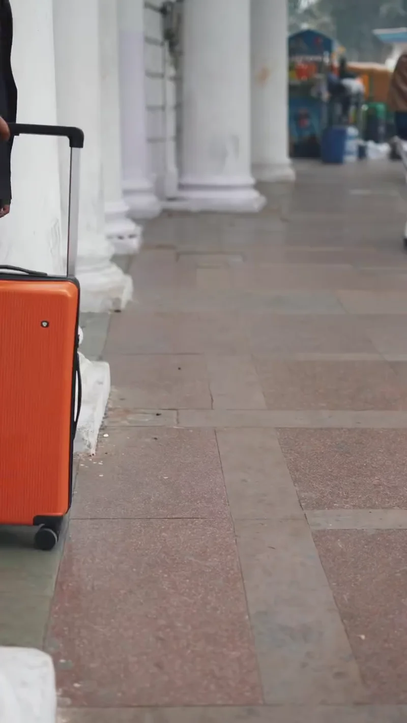 Worked with Carbonado to promote their new Checkin bag