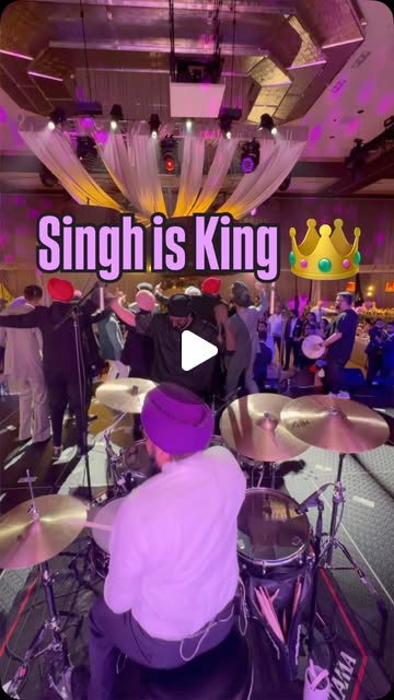 Singh is King 👑 🦁 #HaveYouSmiledToday