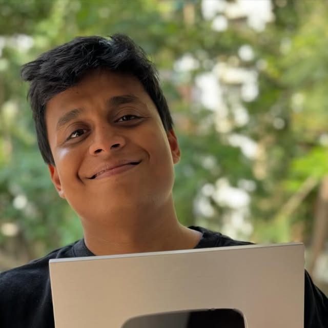 Silver Play Button’s here 🥳